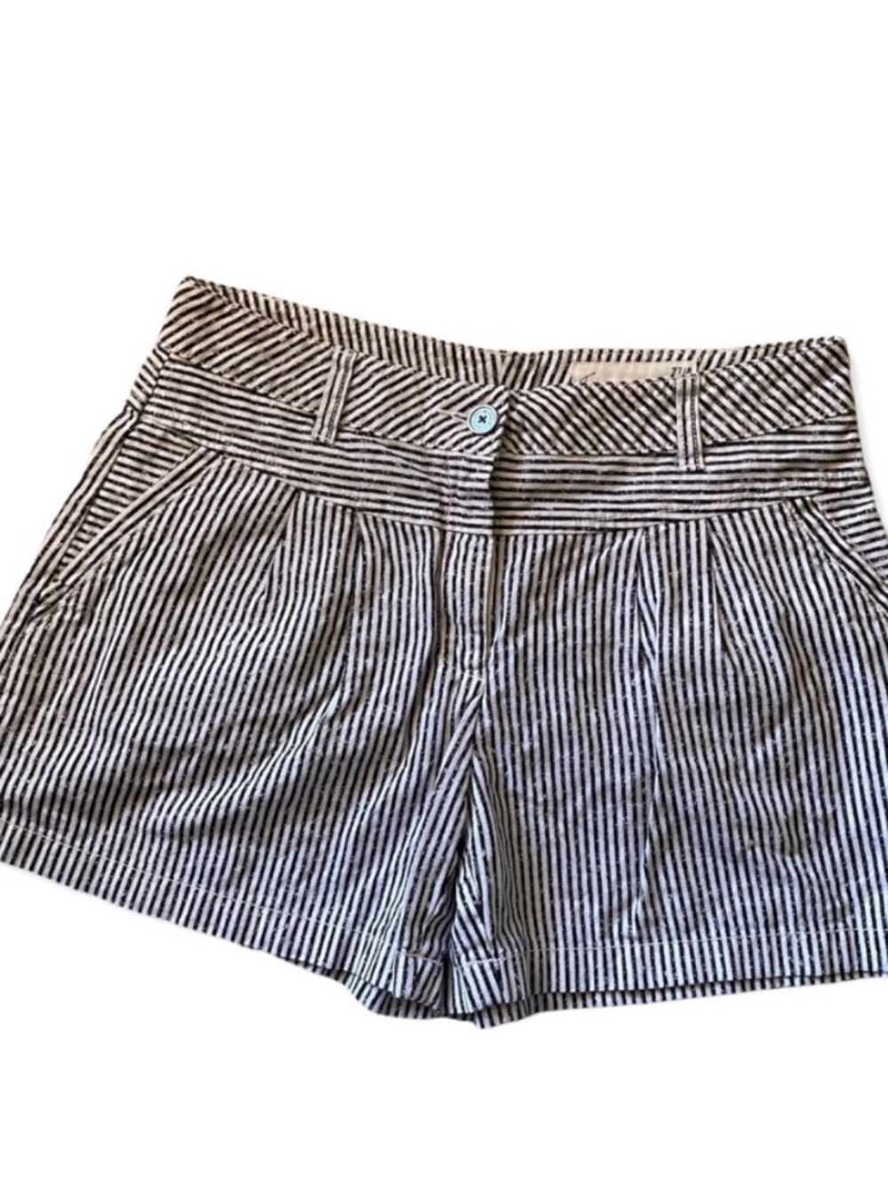 Two by Vince Camuto Knit Shorts Black and White Stripe Sz 27/4